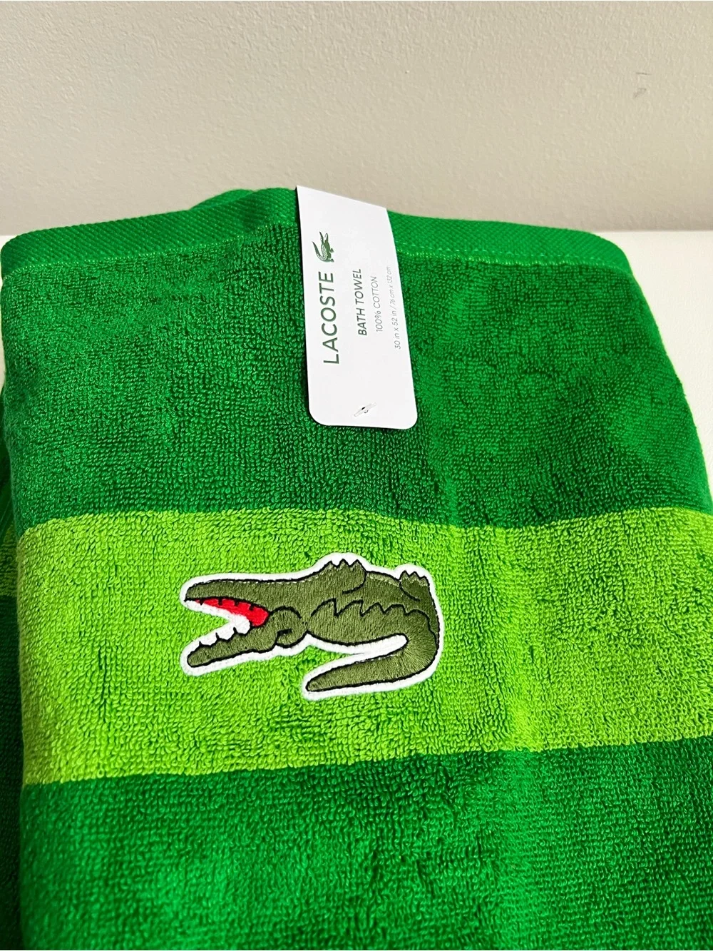 Lacoste vibrant two
